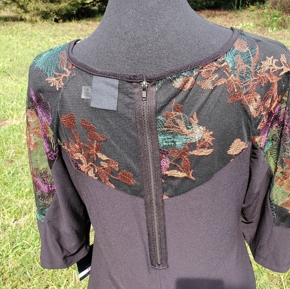 Back midi dress with sheer top NEW size 6 - Picture 5 of 9